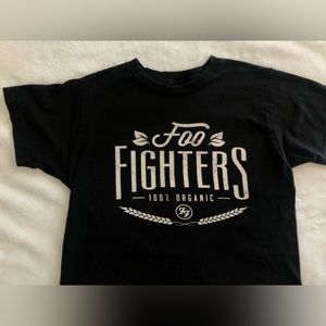 ⭐️FOO FIGHTERS BAND TEE ⭐️